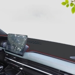 Thảm taplo Geely Okavango